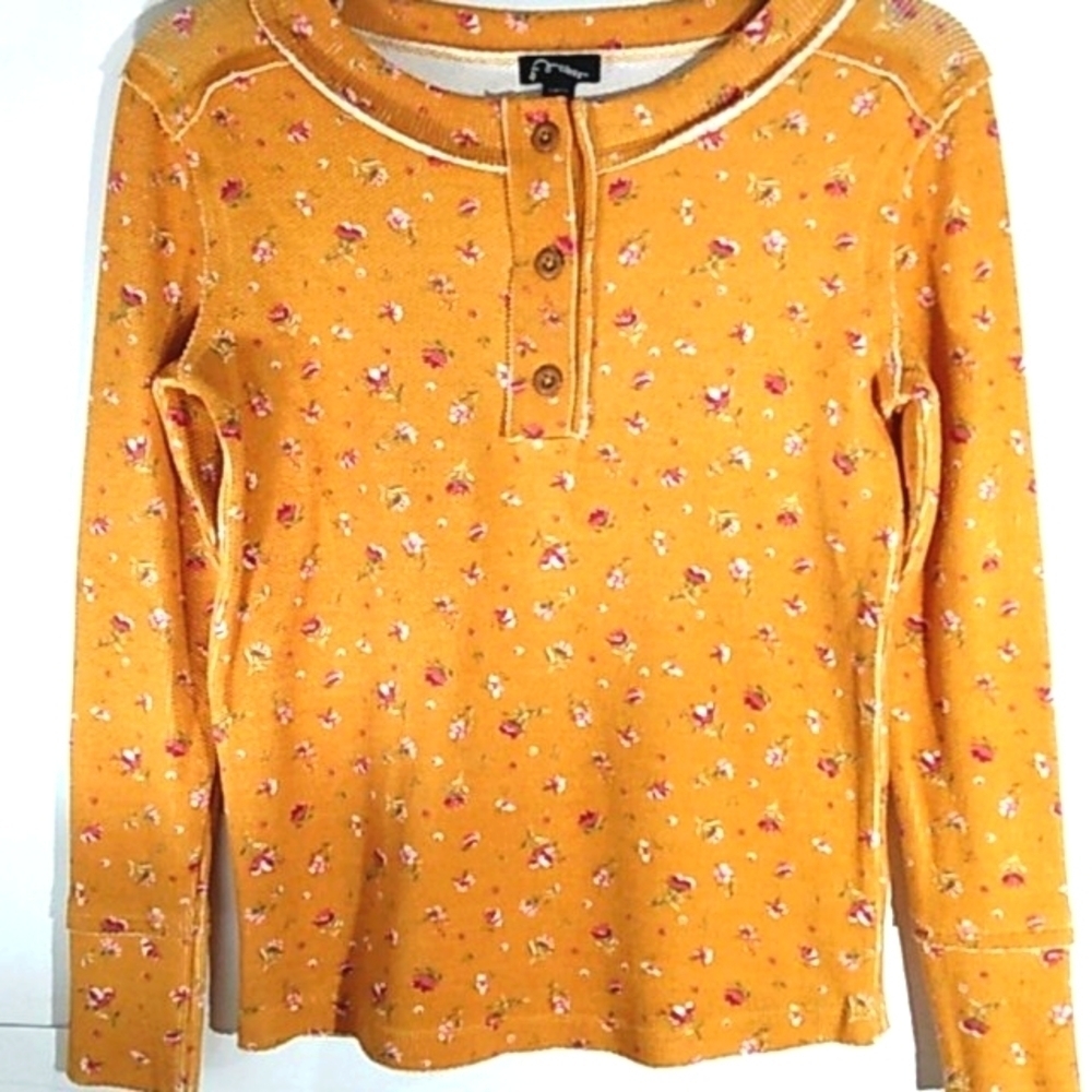 ART CLASS NWT ZESTY GOLD LONG SLEEVE TOP SIZE 12